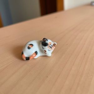 Ceramic cat miniature figurine